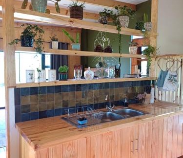 Knysna Villa | Hillside Hideaway Cabin