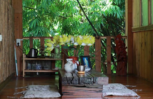Thuy Xuan House | Hillside Homestay Hue - Meditation Studio