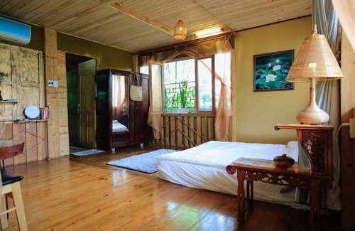 Thuy Xuan House | Hillside Homestay Hue - Meditation Studio
