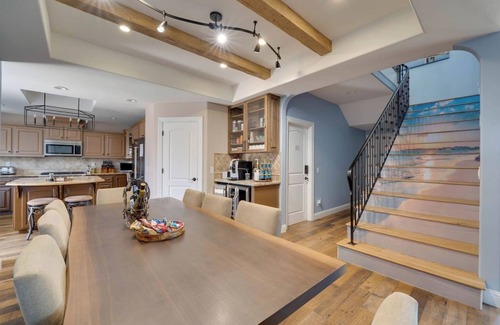 Arroyo Grande House | Hillside view Luxury