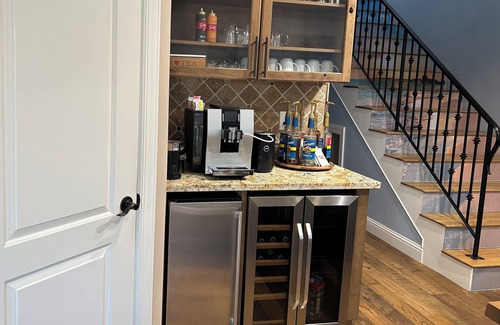 Arroyo Grande House | Hillside view Luxury