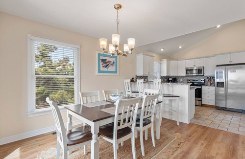 Corolla House | Hilltop Haven: Amazing Views, Private Pool, Spa