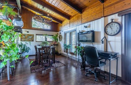 Bigfork House | Hilltop Hideaway