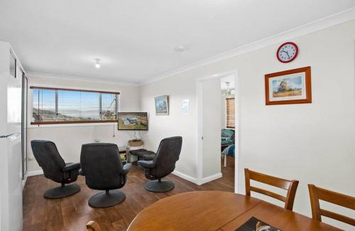 Upper Freestone Apartment | Hillview, a quiet country escape with views.