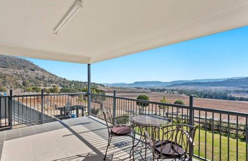 Upper Freestone Apartment | Hillview, a quiet country escape with views.