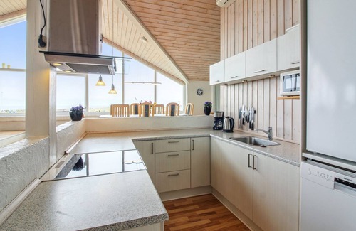 Grønhøj House | "Hilmer" - 180m from the sea by Interhome