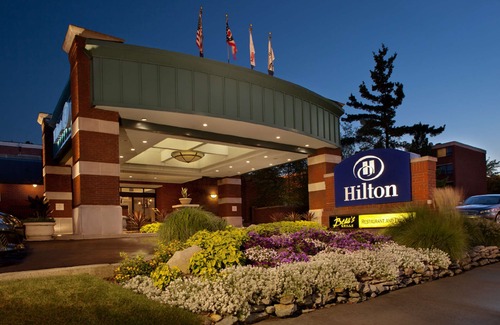 Fairlawn Hotel | Hilton Akron/Fairlawn
