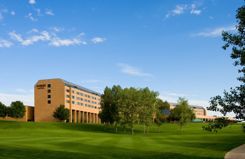 Englewood Hotel | Hilton Denver Inverness