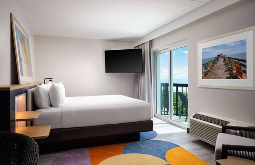Cocoa Beach Hotel | Hilton Garden Inn Cocoa Beach Oceanfront