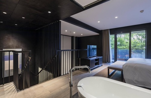 Yinzhou Resort | Hilton Ningbo Dongqian Lake