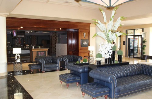 West Palm Beach Hotel | Hilton Palm Beach Airport