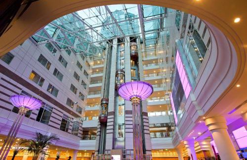Tremblay-les-Gonesse Hotel | Hilton Paris Charles De Gaulle Airport