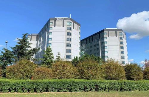 Tremblay-les-Gonesse Hotel | Hilton Paris Charles De Gaulle Airport