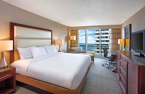 Singer Island Hotel | Hilton Singer Island Oceanfront/Palm Beaches Resort