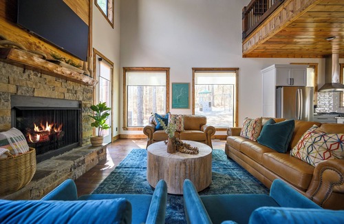 Broken Bow Cabin | Himalayan Cabana in Hochatown/Broken Bow, OK