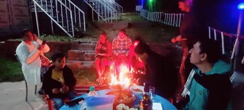 Tehri Range Resort | Himalayan Holidays Camp & Resort near Surkanda Devi