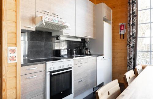 Jamsa Ski Chalet | Himos Jimi 8hlö mökki porealtaalla, Ei lisäkuluja!