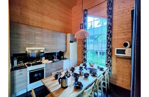 Jamsa Ski Chalet | Himos Virpi 8-person cottage with jacuzzi