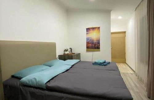 Artabuynkʼ Bed & Breakfast | Hin Tun