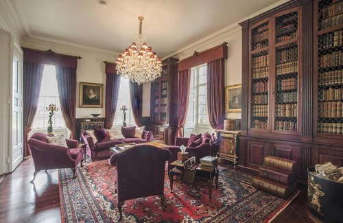 Wellingborough House | Hinwick House-Luxurious Country House & Estate