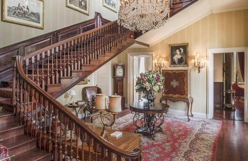 Wellingborough House | Hinwick House-Luxurious Country House & Estate