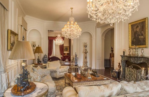 Wellingborough House | Hinwick House-Luxurious Country House & Estate