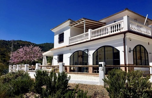 Comares Villa | Hip chic Villa Pepita Comares Andalucia