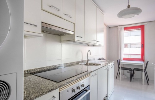 Diagonal Mar i el Front Maritim del Poblenou Apartment | Hip Diagonal Mar i El Front Marítim del Poblenou 2BR, by Blueground