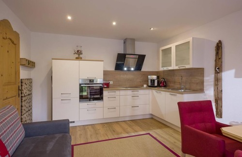 Going am Wilden Kaiser Apartment | Hirzinger Marlis - apartment/apartment, shower, WC, 1 bedroom