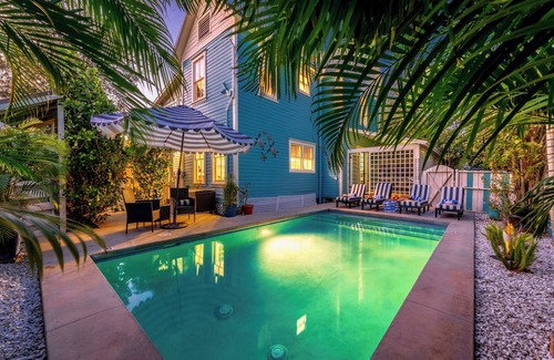 Bradenton House | Historic 6BR Estate w/Heated Saltwater Pool, Game