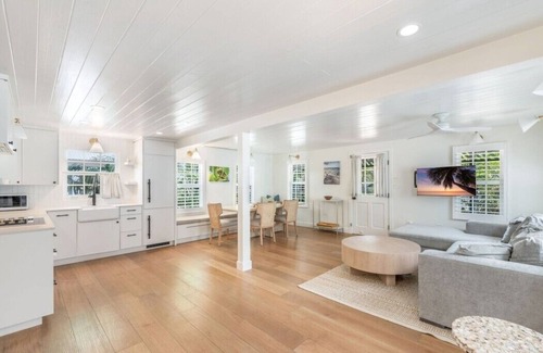 West Bay Cottage | Historic Boggy Sand Wood Cottage with Pool & Private Seven Mile Beach Access