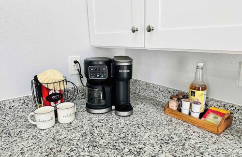 Dixieland Apartment | Historic Carriage House Apt - Swan City Getaways
