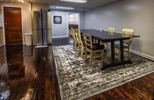 Fourmile Apartment | Historic Charm: 5 Star Comfort Room 2