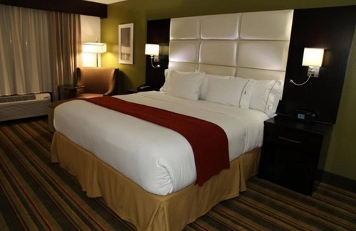 Madison Hotel | Historic Charm! Spacious Unit Near Attractions, Breakfast