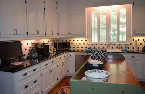 Old Town House | Historic District: Walk Or Take Golf Cart To The Village