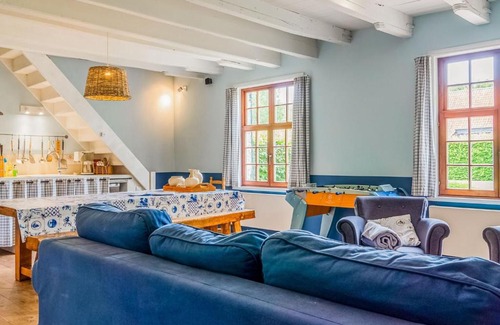 Damme House | Historic Farmhouse in the middle of polder landscape Damme