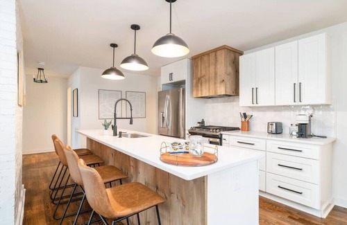 Knoxville House | Historic Home 3 mi to UT & Downtown