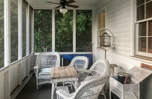 Bastrop House | Historic Home in Bastrop! Near Austin, Bastrop State Park and Lost Pines Forrest