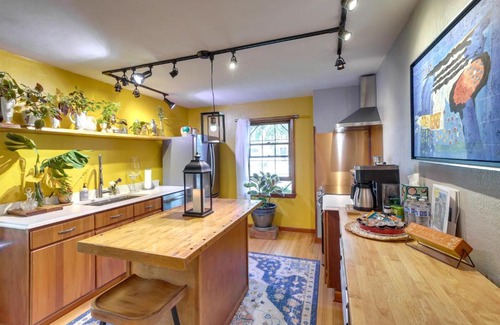 Downtown Anchorage House | Historic Home with Gardens in Downtown Anchorage