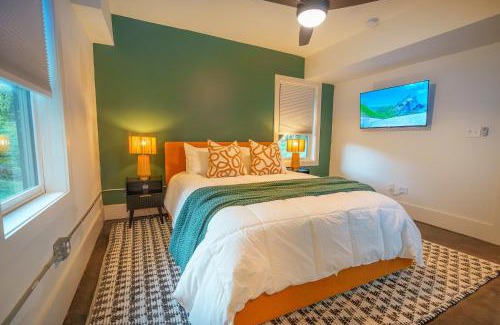 Kirkwood Apartment | Historic Kirkwood Location with Arcade & Game room