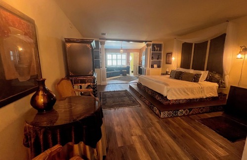Hammond Bed & Breakfast | Historic Michabelle Inn