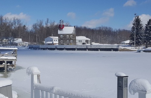 Port Ontario Cabin | Historic Selkirk Lighthouse-2ND FLOOR ONLY