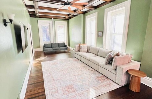 South Side Flats Apartment | Historic South Side Sanctuary