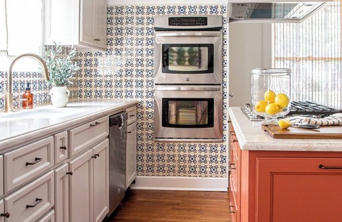 Monticello Park House | Historical Spanish House with Pool and Hot Tub.