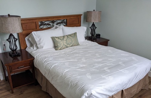 Queens Square House | Historical , Victorian house style B&B