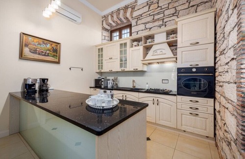 Novigrad Villa | Historical Villa Vigneri with pool and large garden