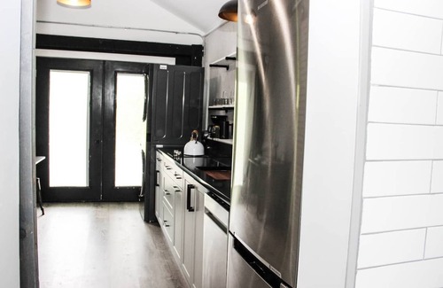 Malden House | Hits | Catskills Views | Pet Friendly | Studio