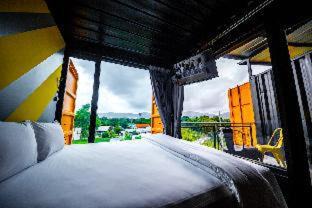Chalong Hotel | Hivetel