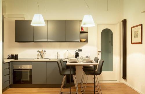 Porta Genova Apartment | HL Apartment - Darsena, Navigli Milano, Via Torino