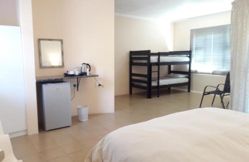 KwaNompondo House | Hluhluwe Gate Safari Camp
